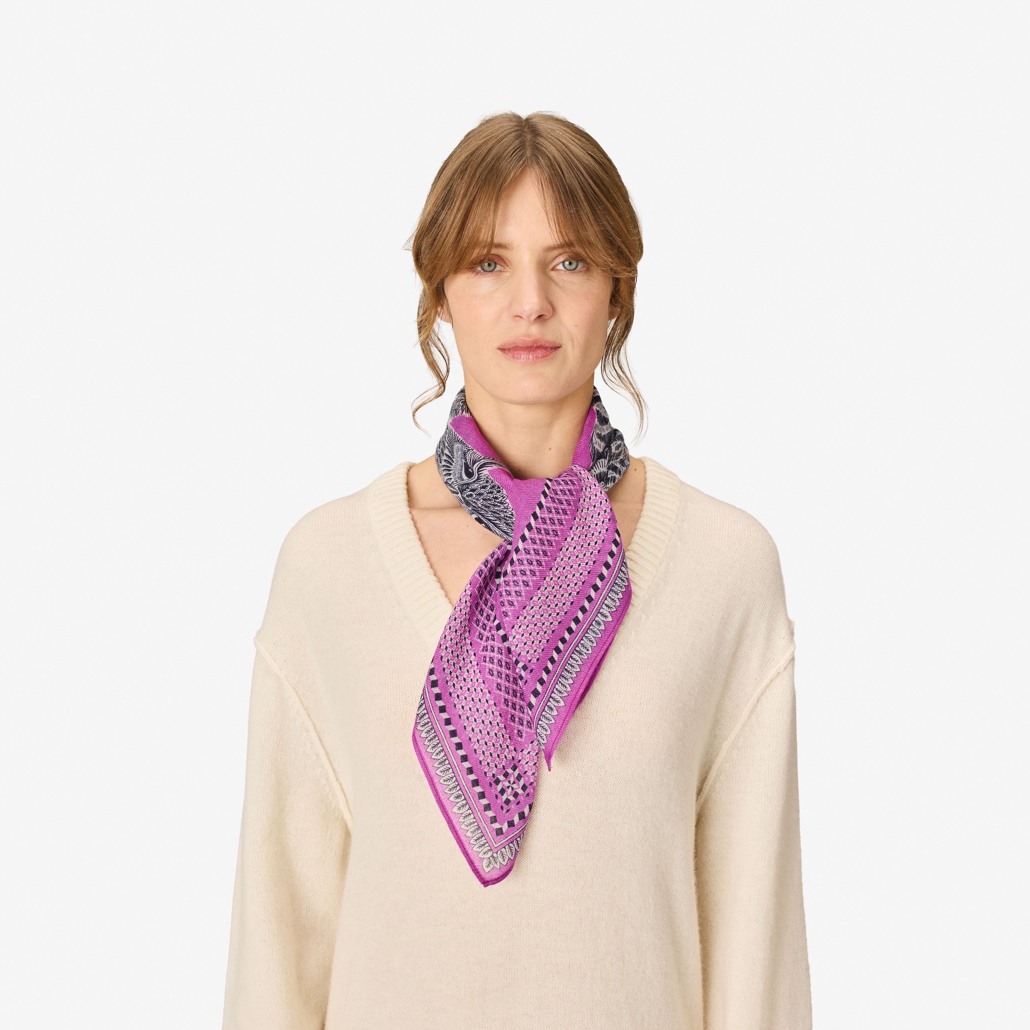 Square 70- Chouette - Purple