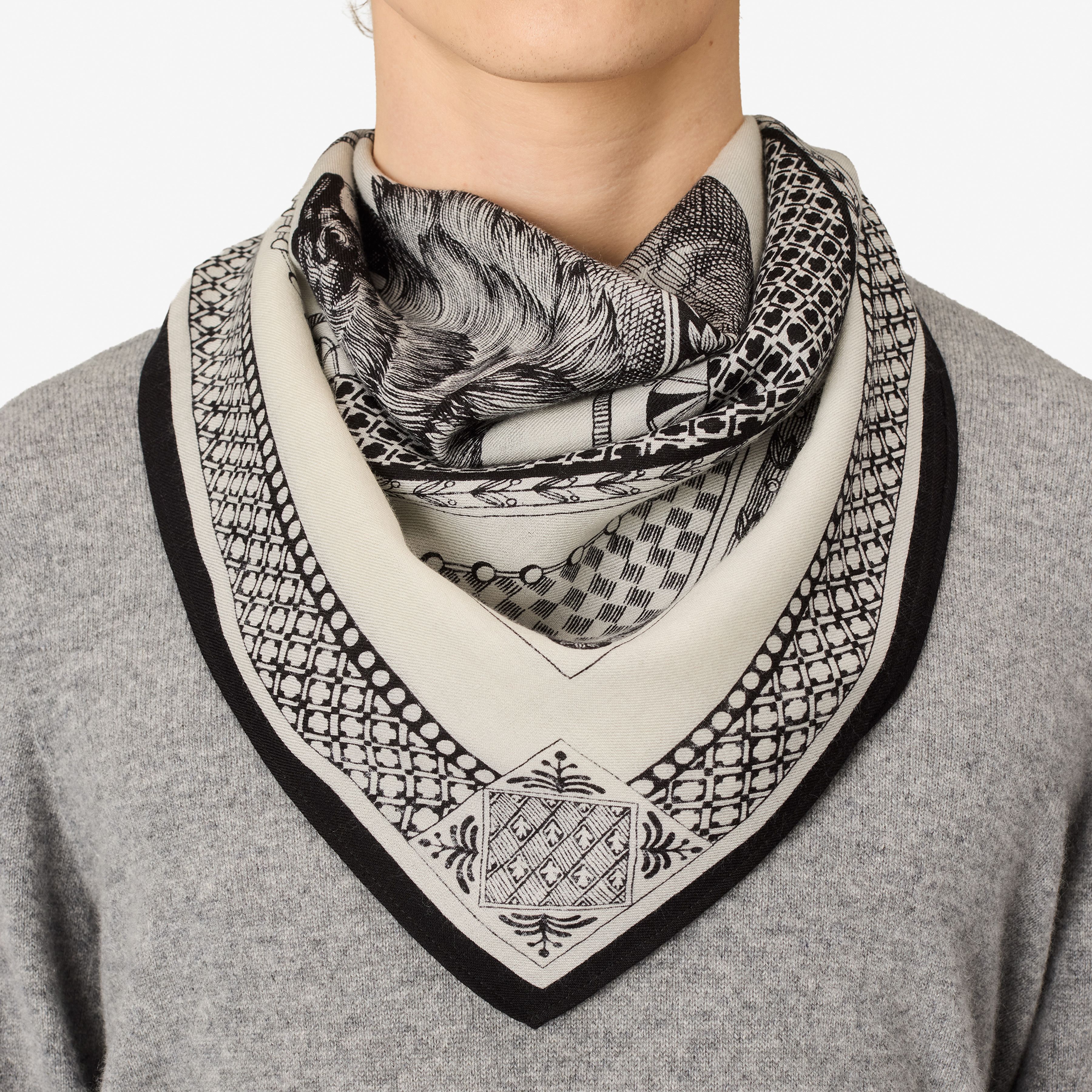 Square 70- Barocco - Black