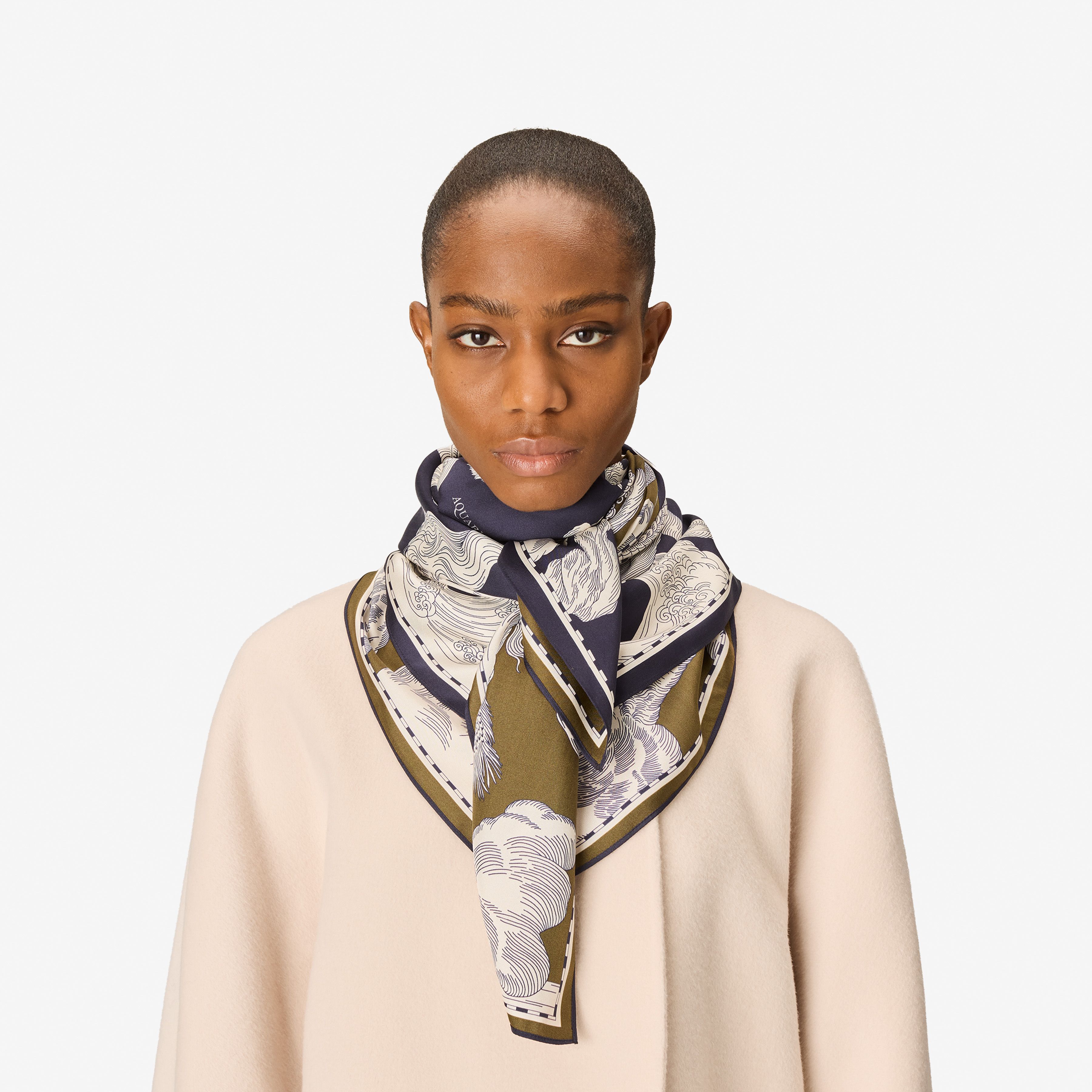Square 100 - Astrologie - Navy - Khaki