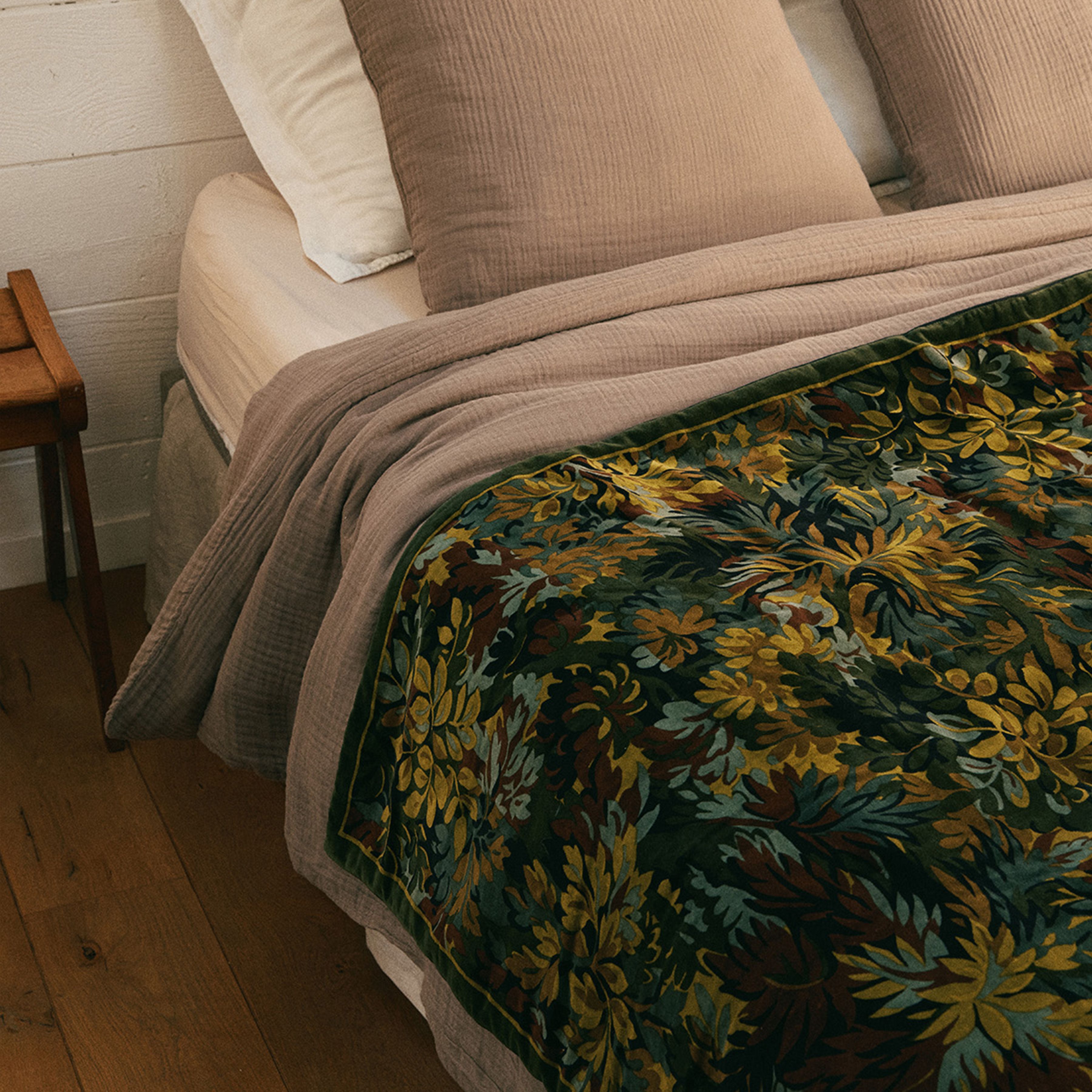 Velvet Quilted Cover 140 - Mike - Khaki