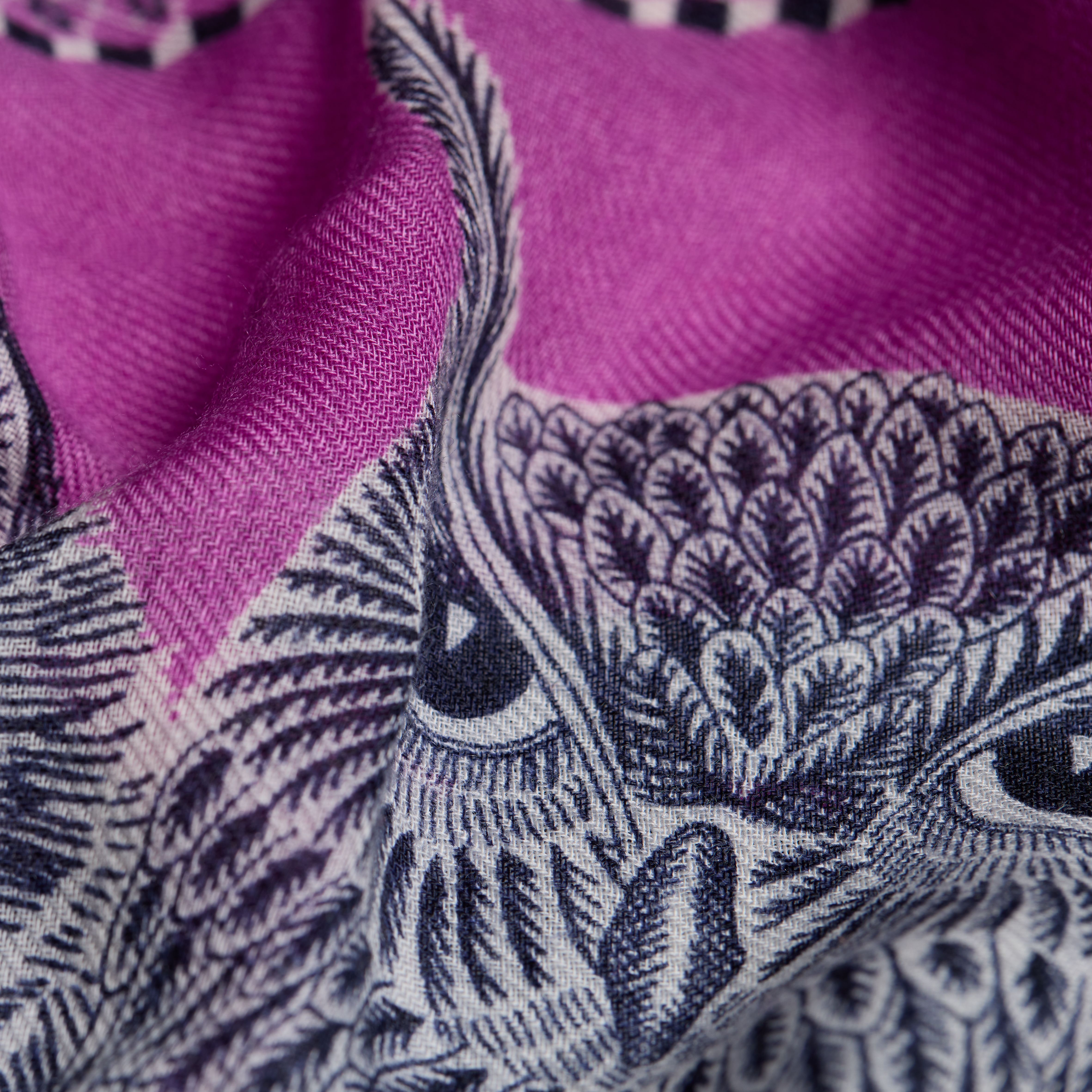Square 70- Chouette - Purple