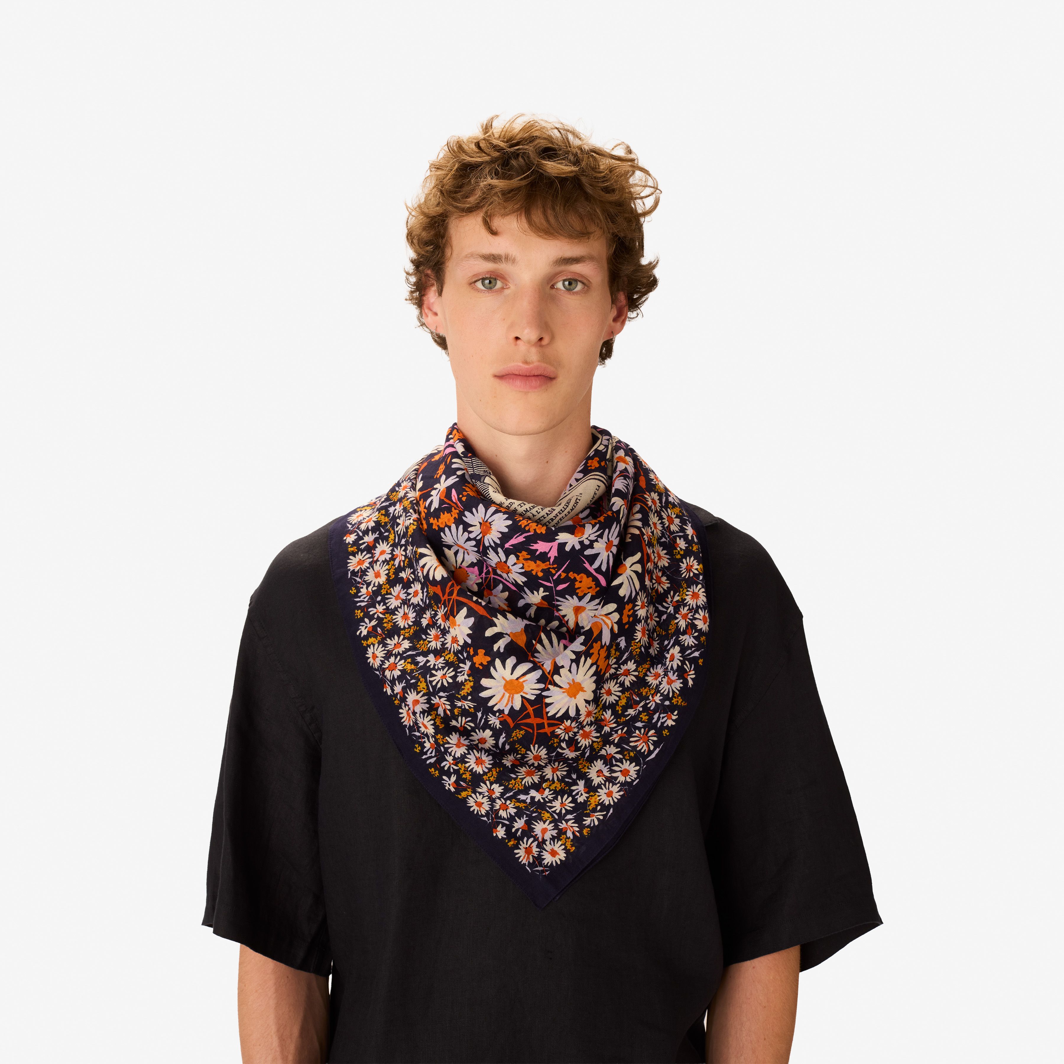 Pañuelo 100 - Faust - Morado
