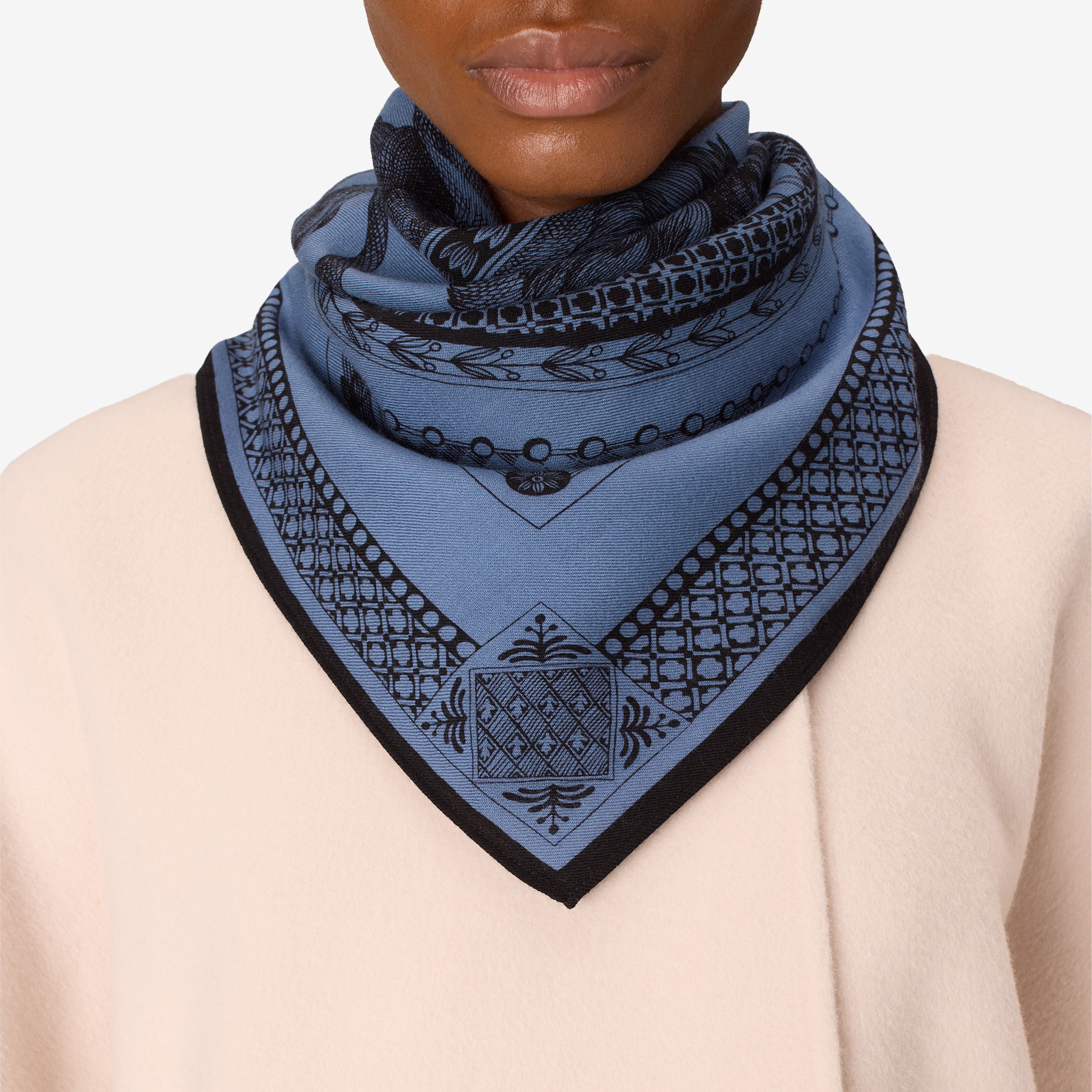Square 70- Barocco - Blue