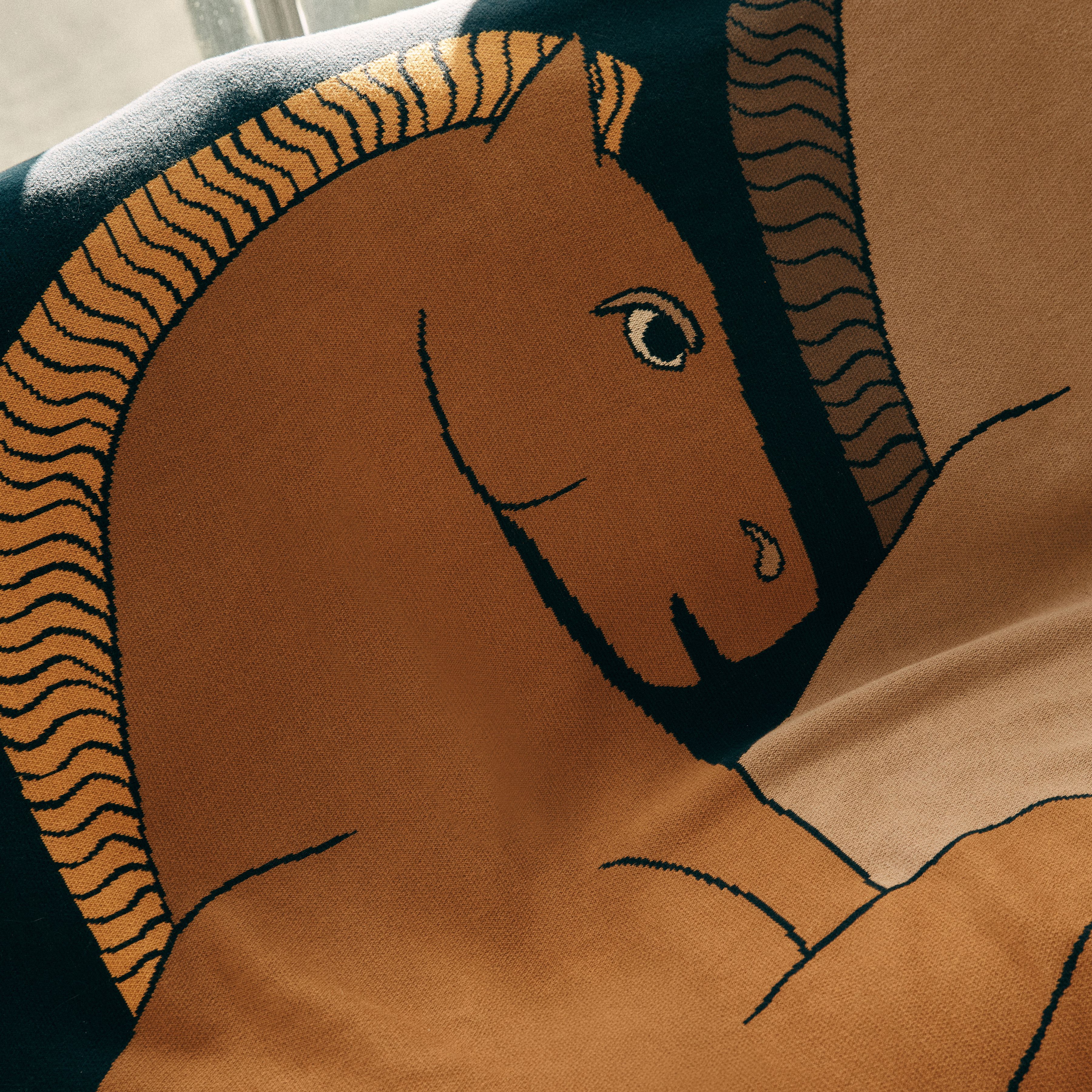 Blanket 130 - Cavale - Black