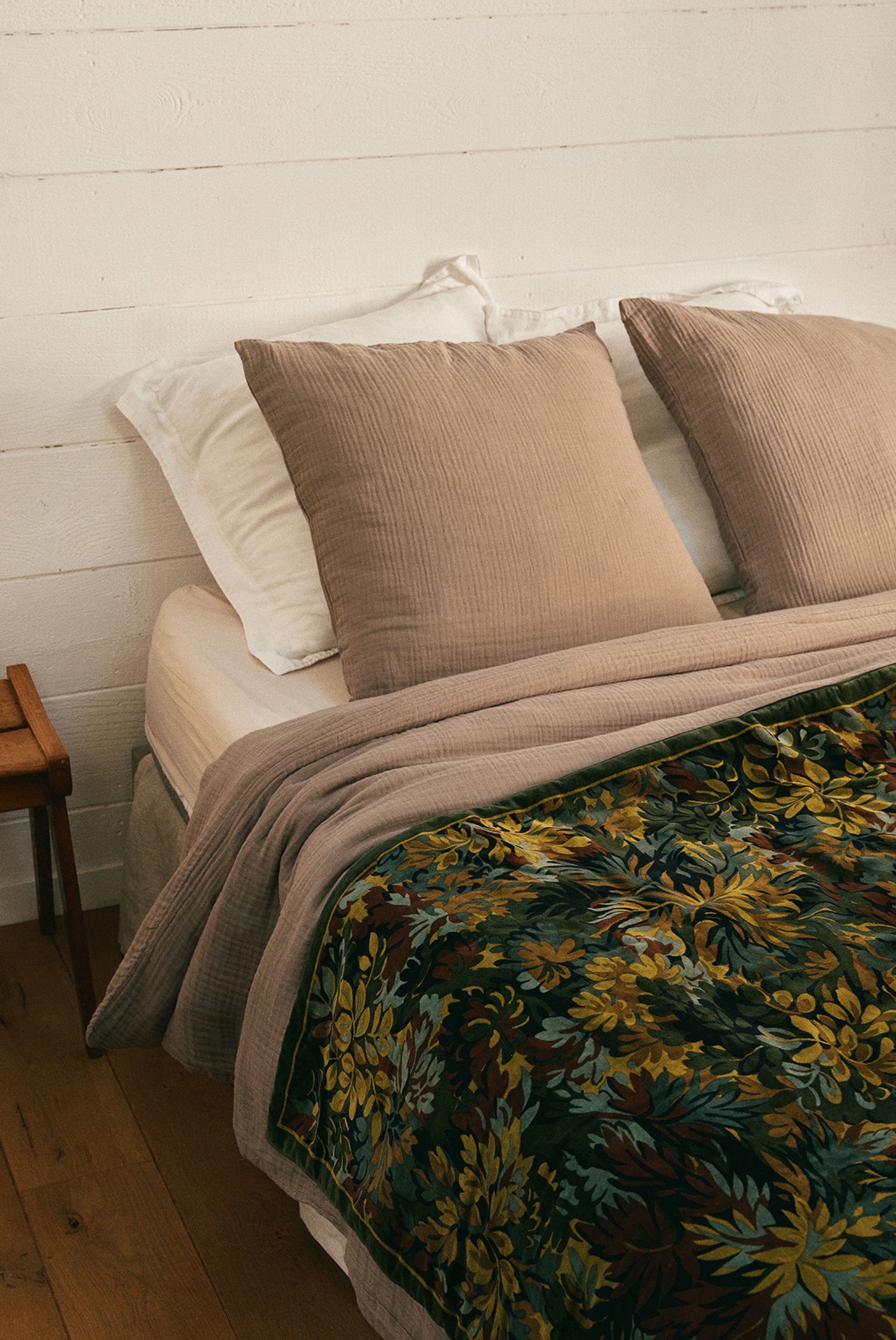 Velvet Quilted Cover 140 - Mike - Khaki