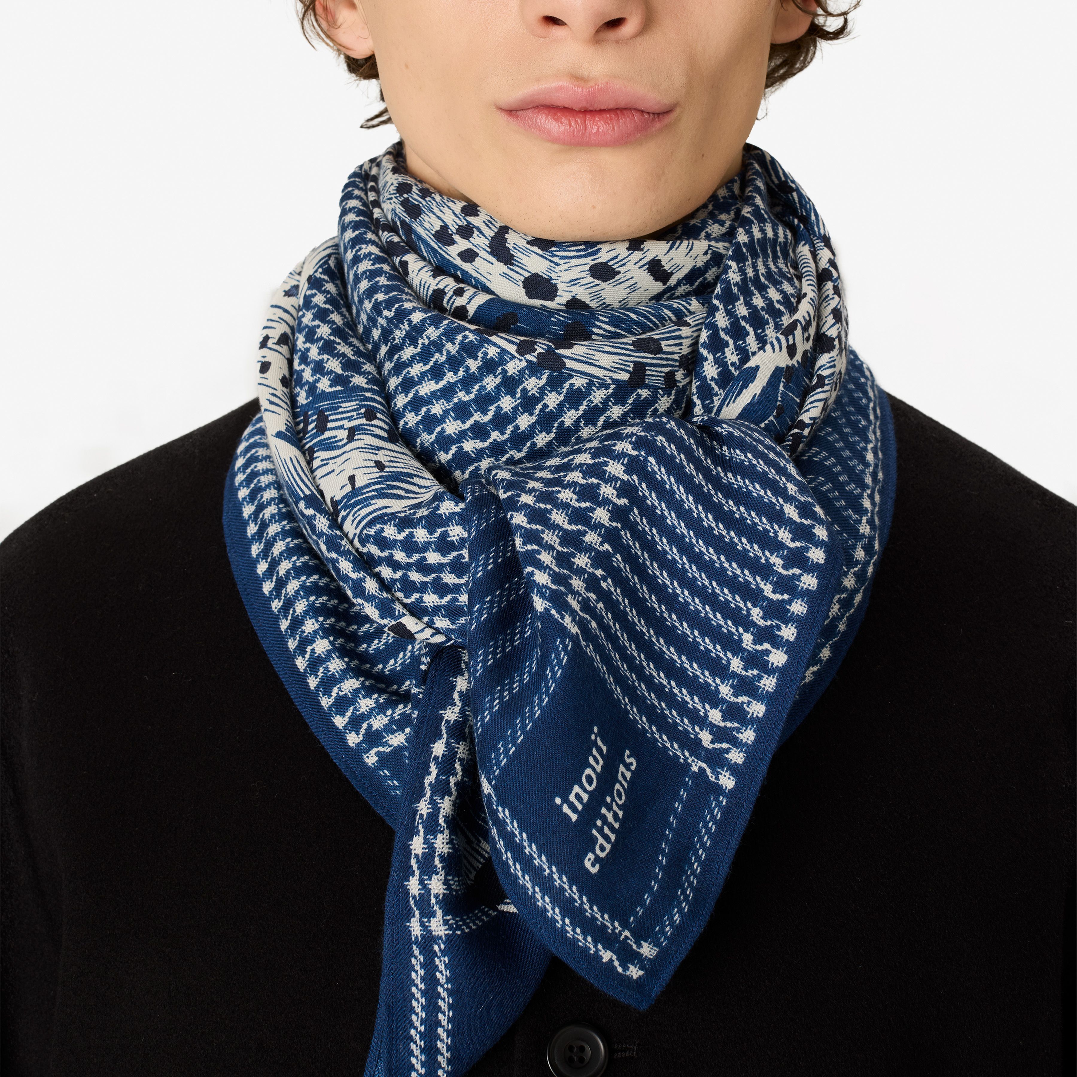 Square 100 - Jorgen Houndstooth - Blue