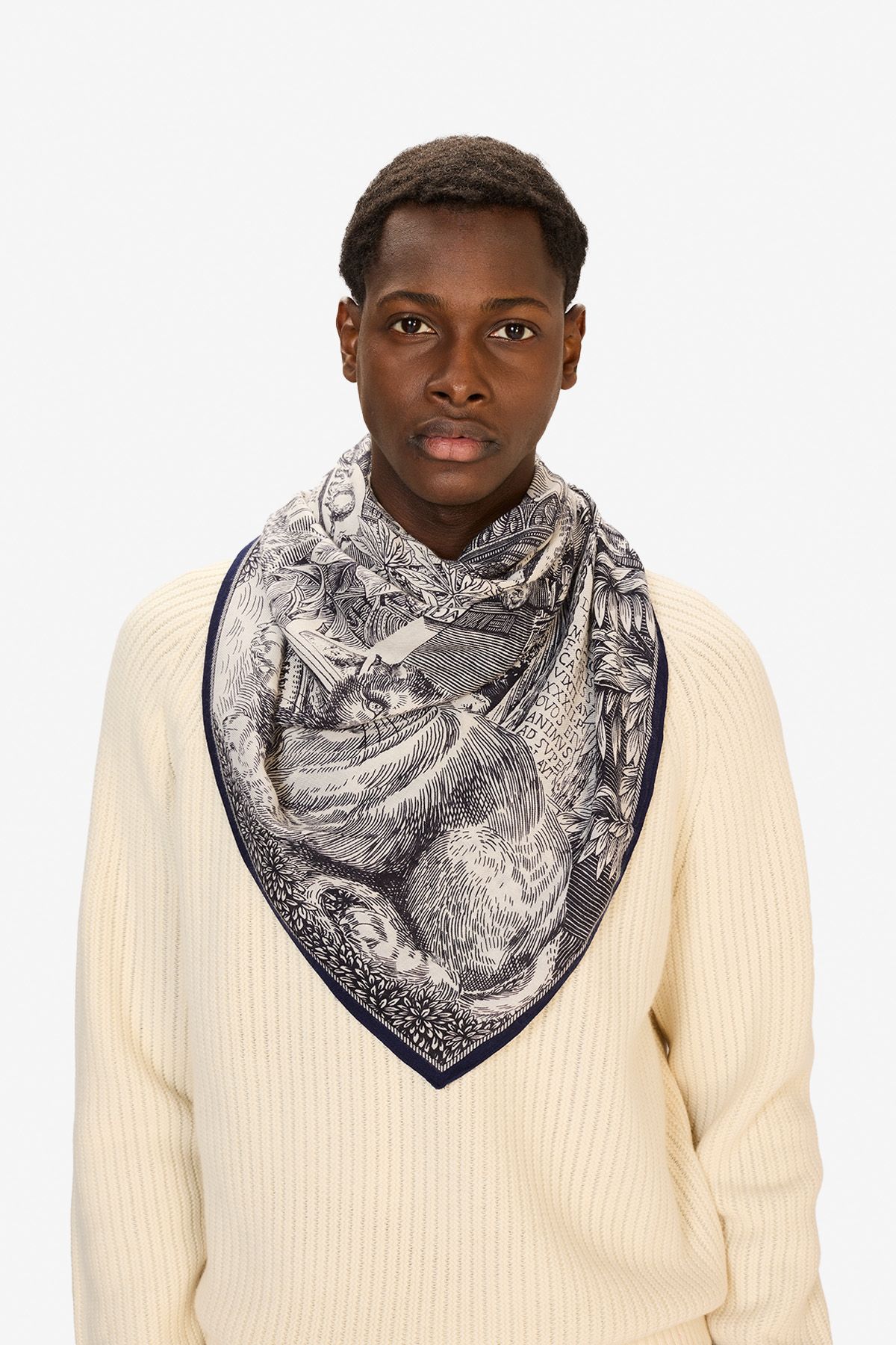 Cashmere Square 130 - Piranesi - Navy
