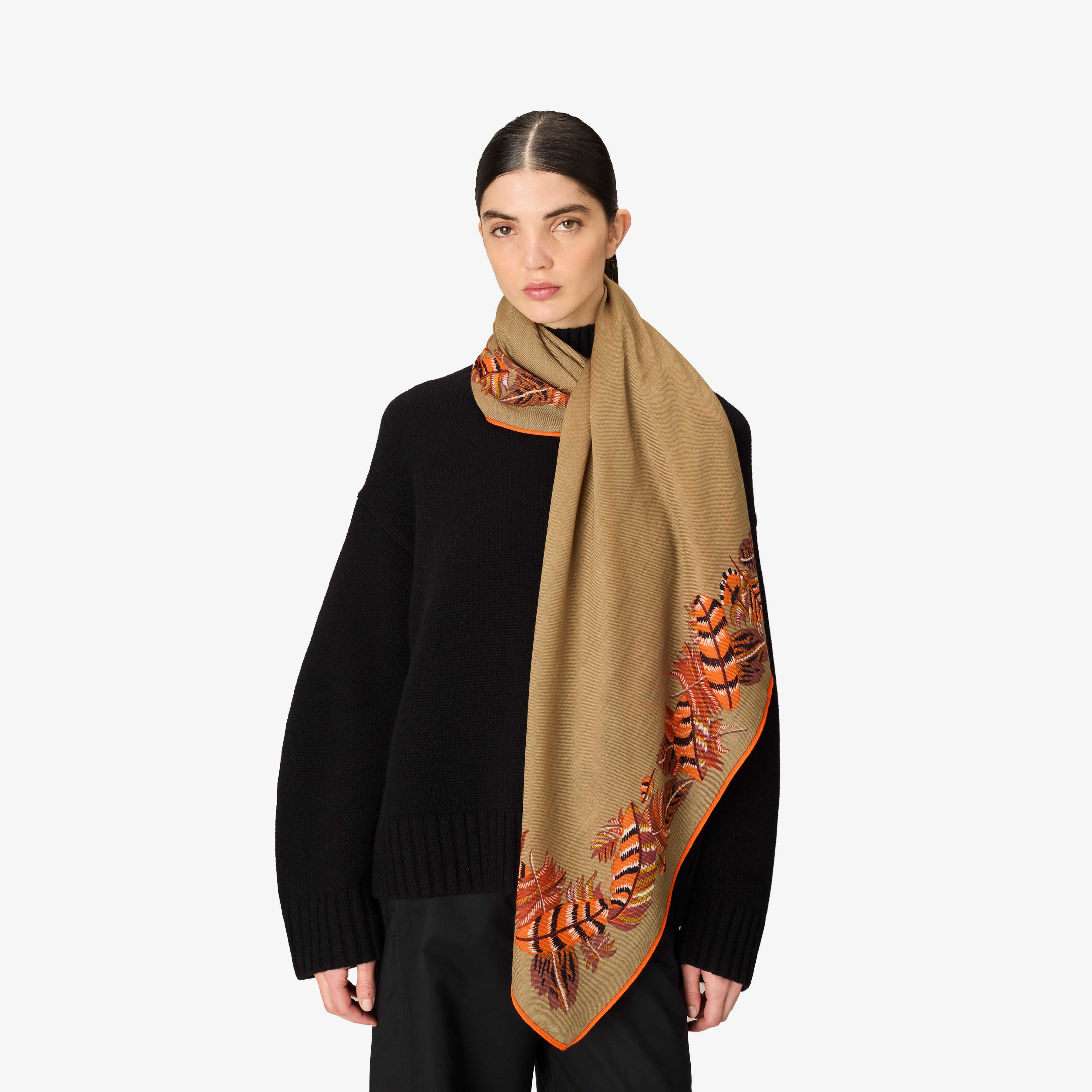 Carré 100 - Plumes - Beige
