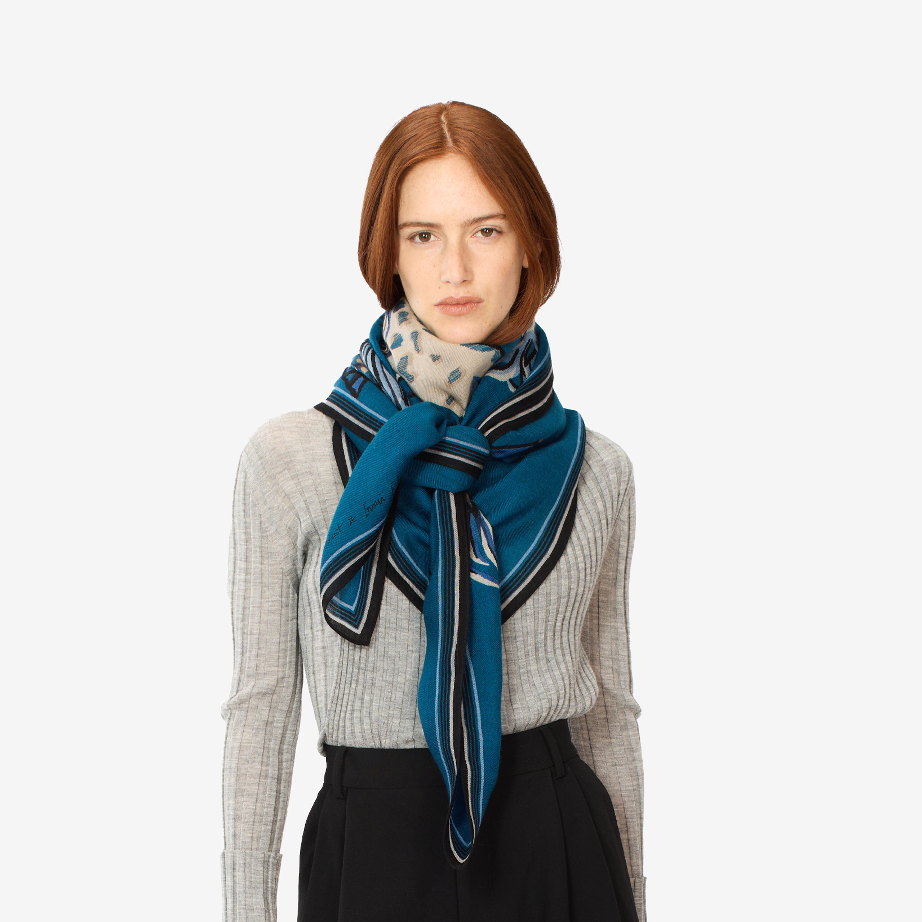 Carré 130 - Western - Bleu