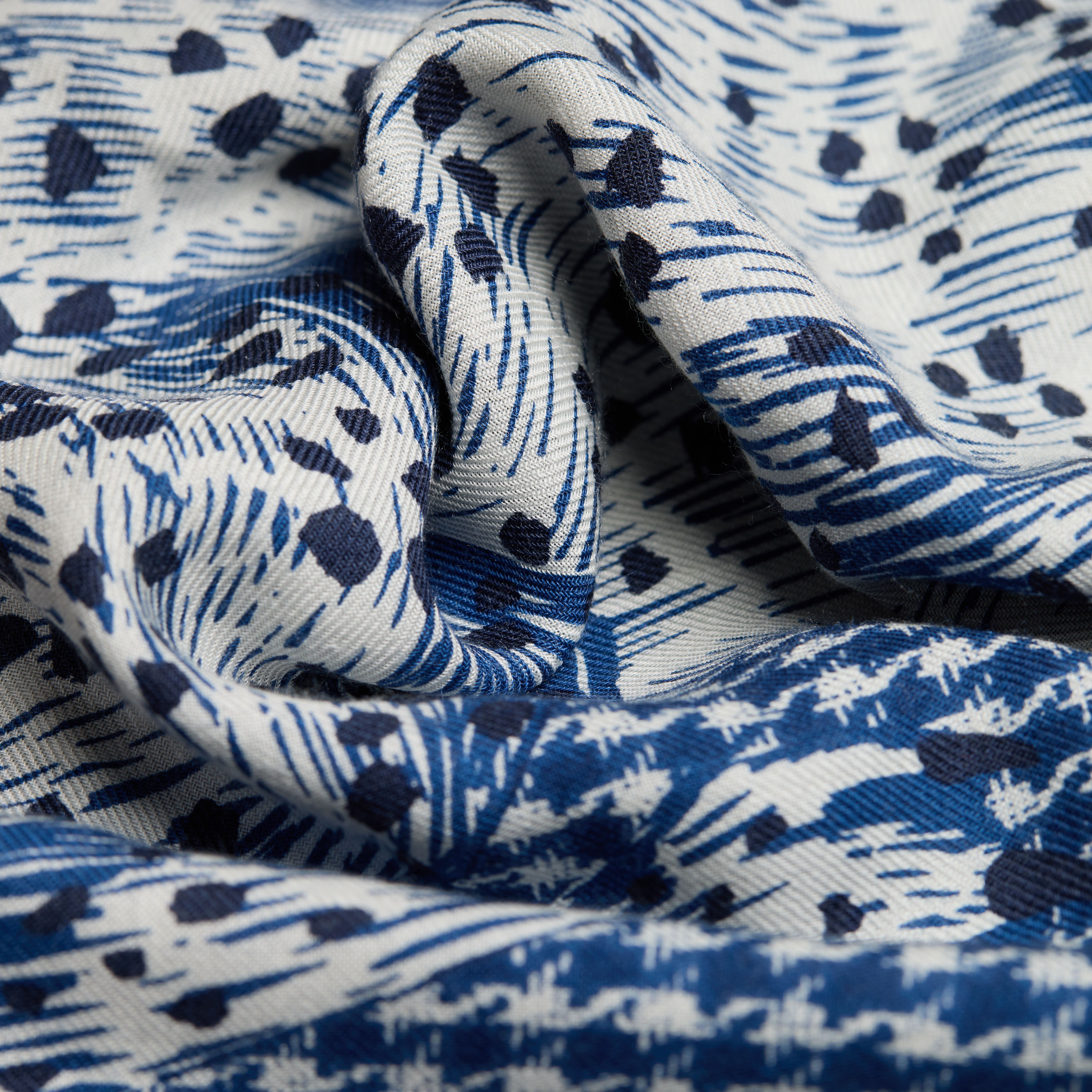 Square 100 - Jorgen Houndstooth - Blue