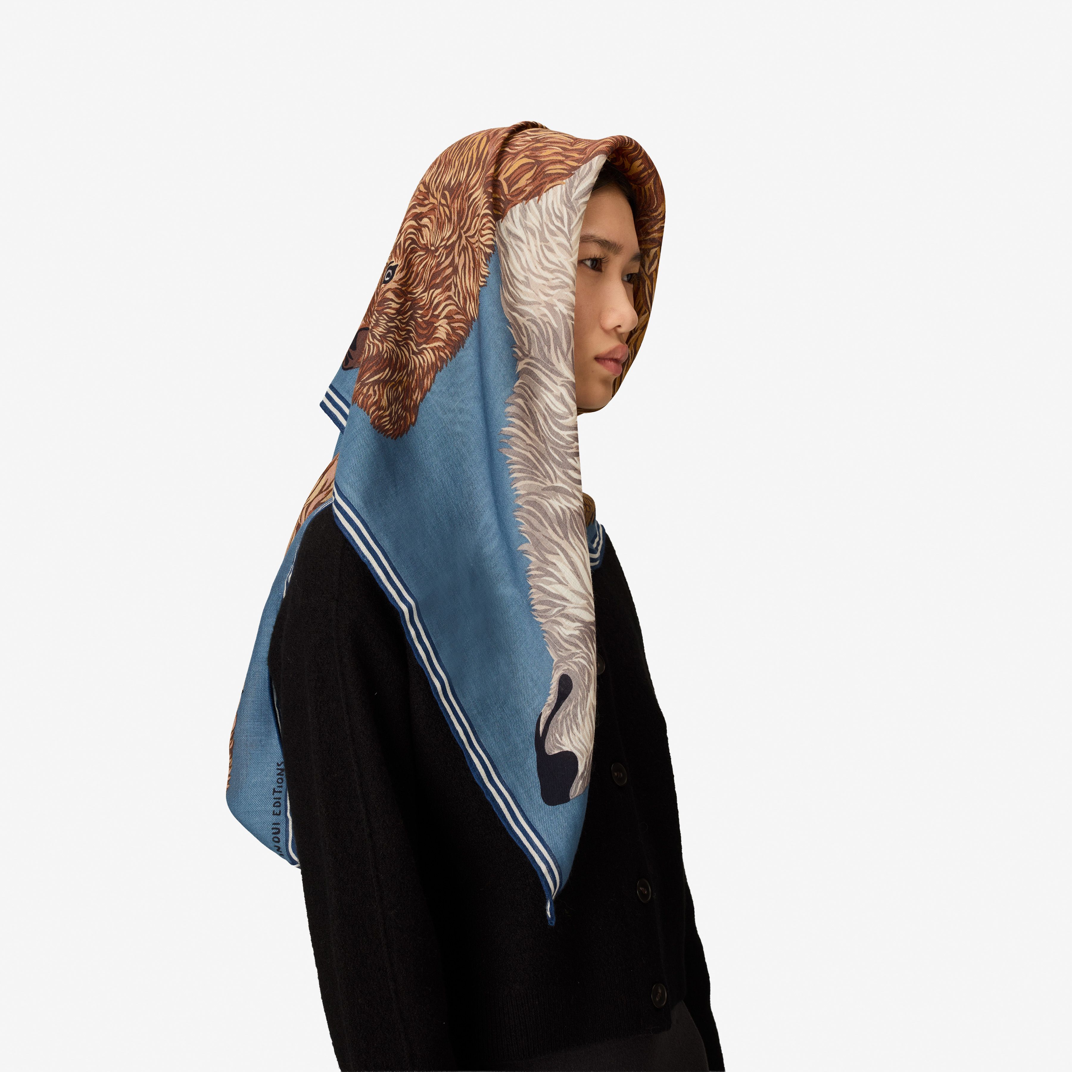 Square 100 - Ours - Blue