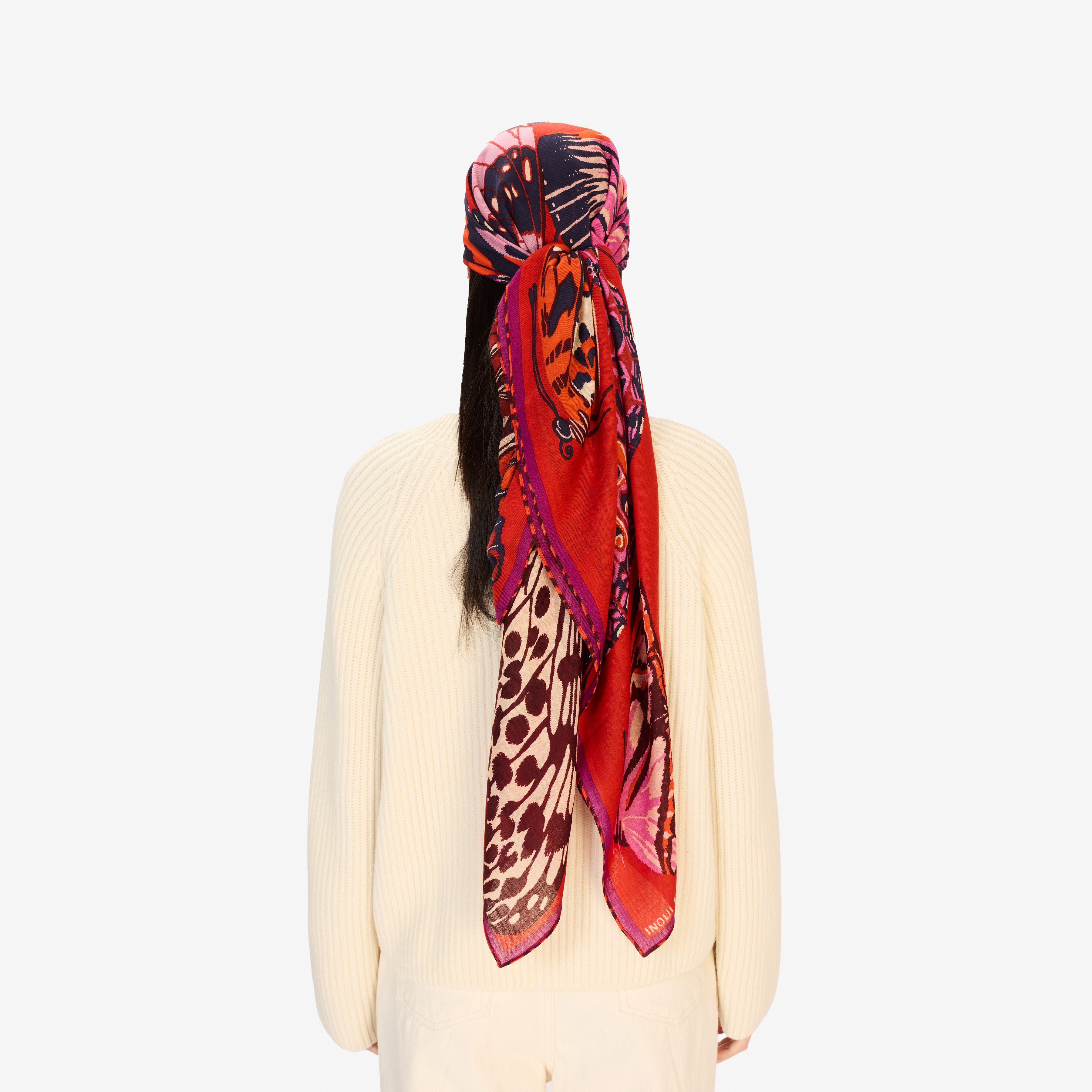 Square 130 - Papillons - Red