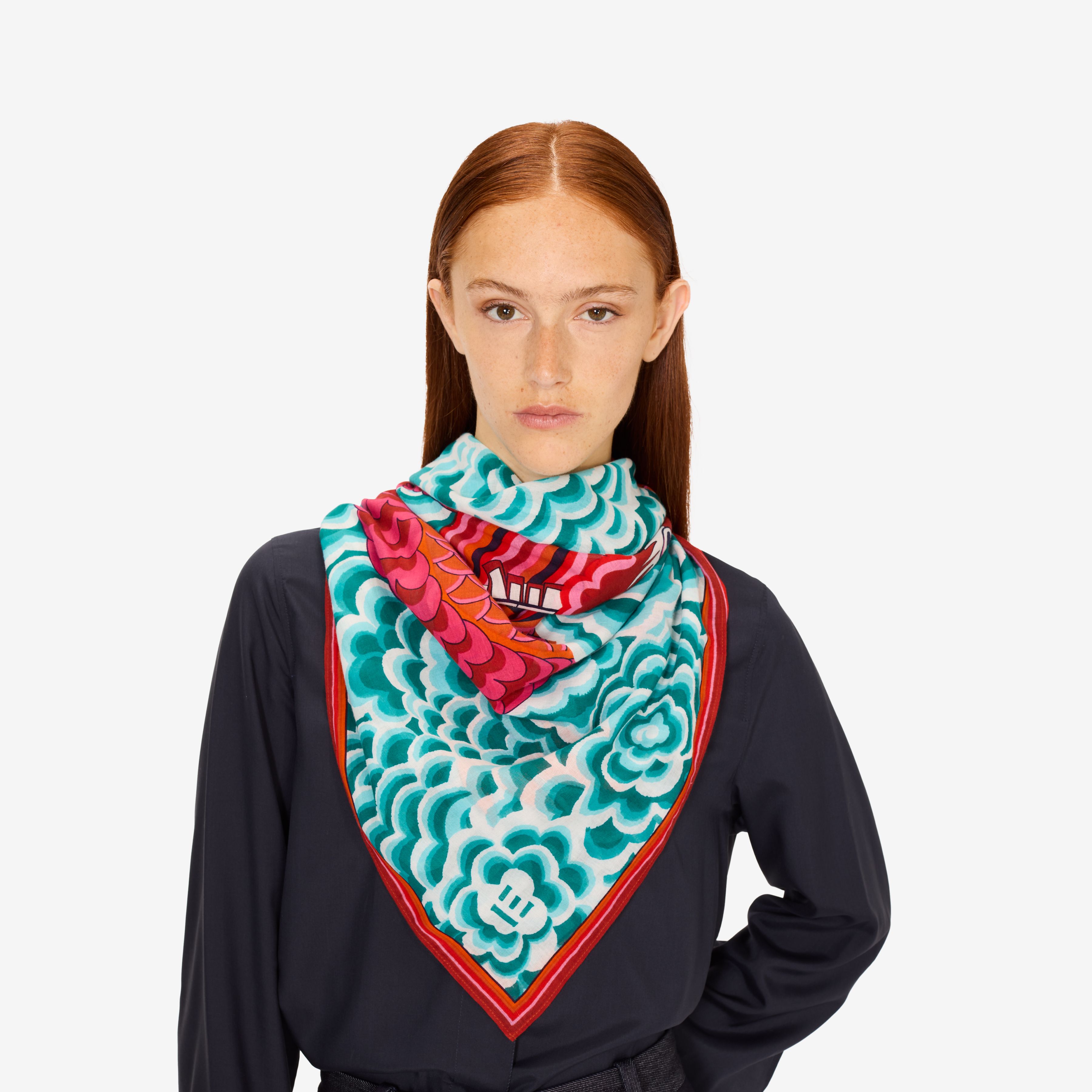 Square 130 - Dragon - Turquoise