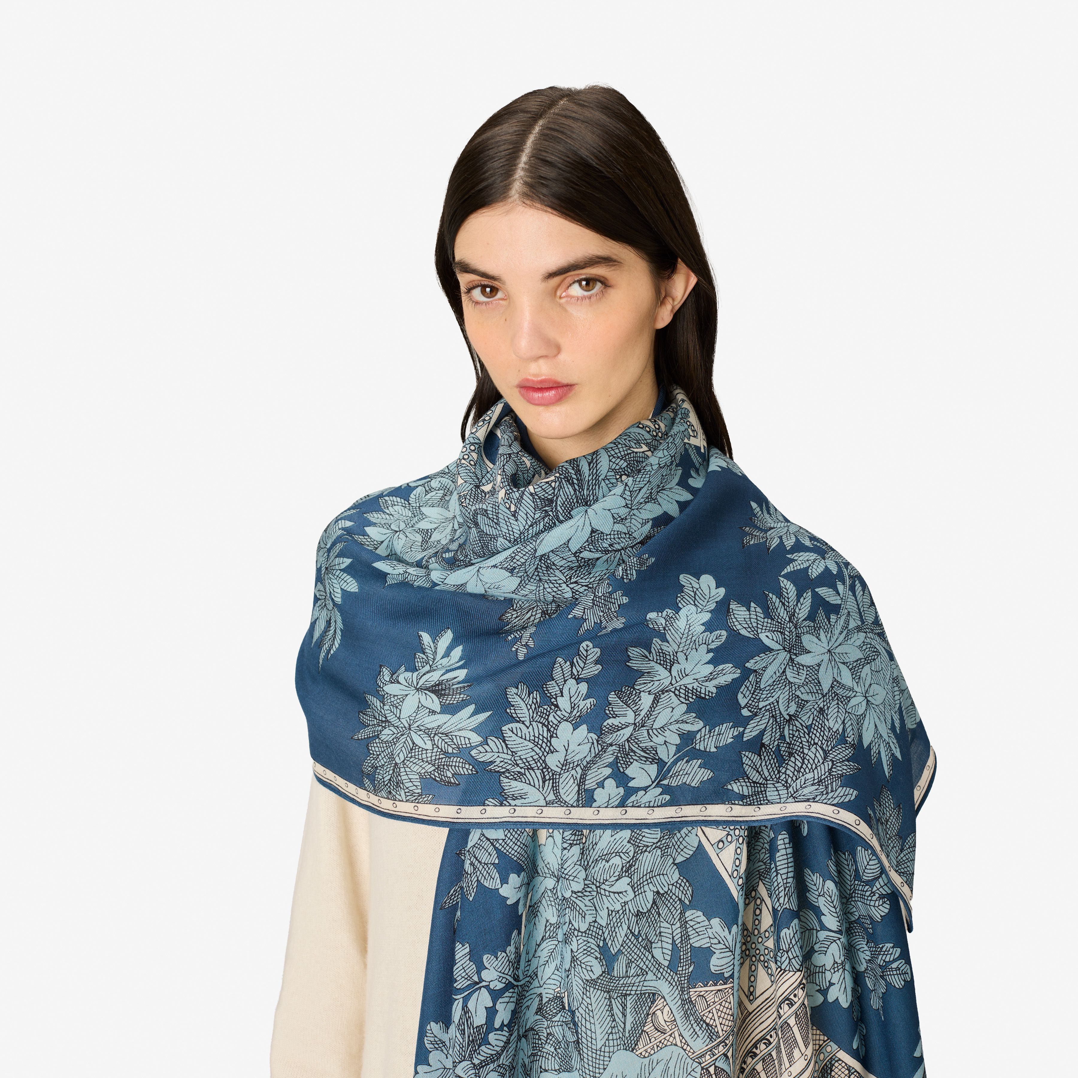 Scarf 80 - 1889 - Blue