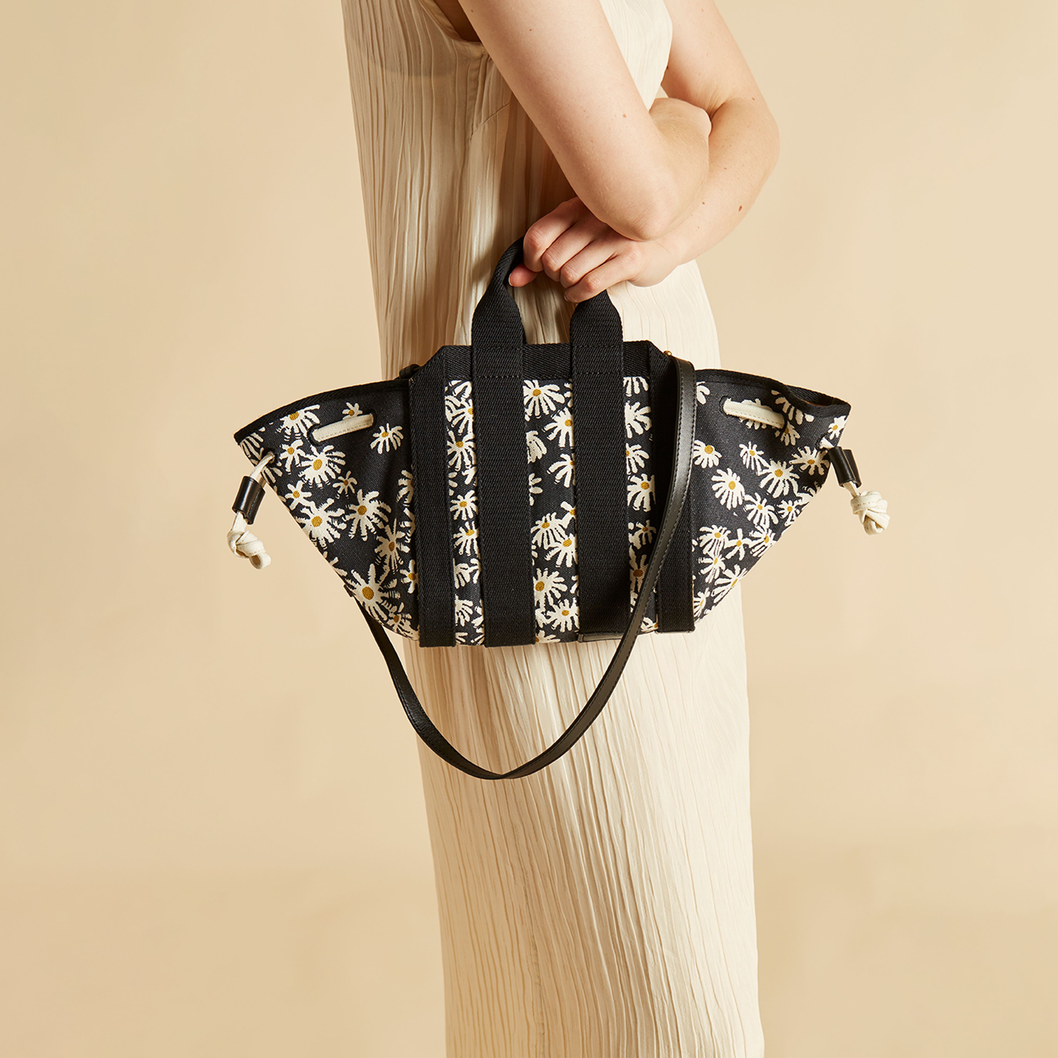 Croisiere Bag M - Pampa - Black