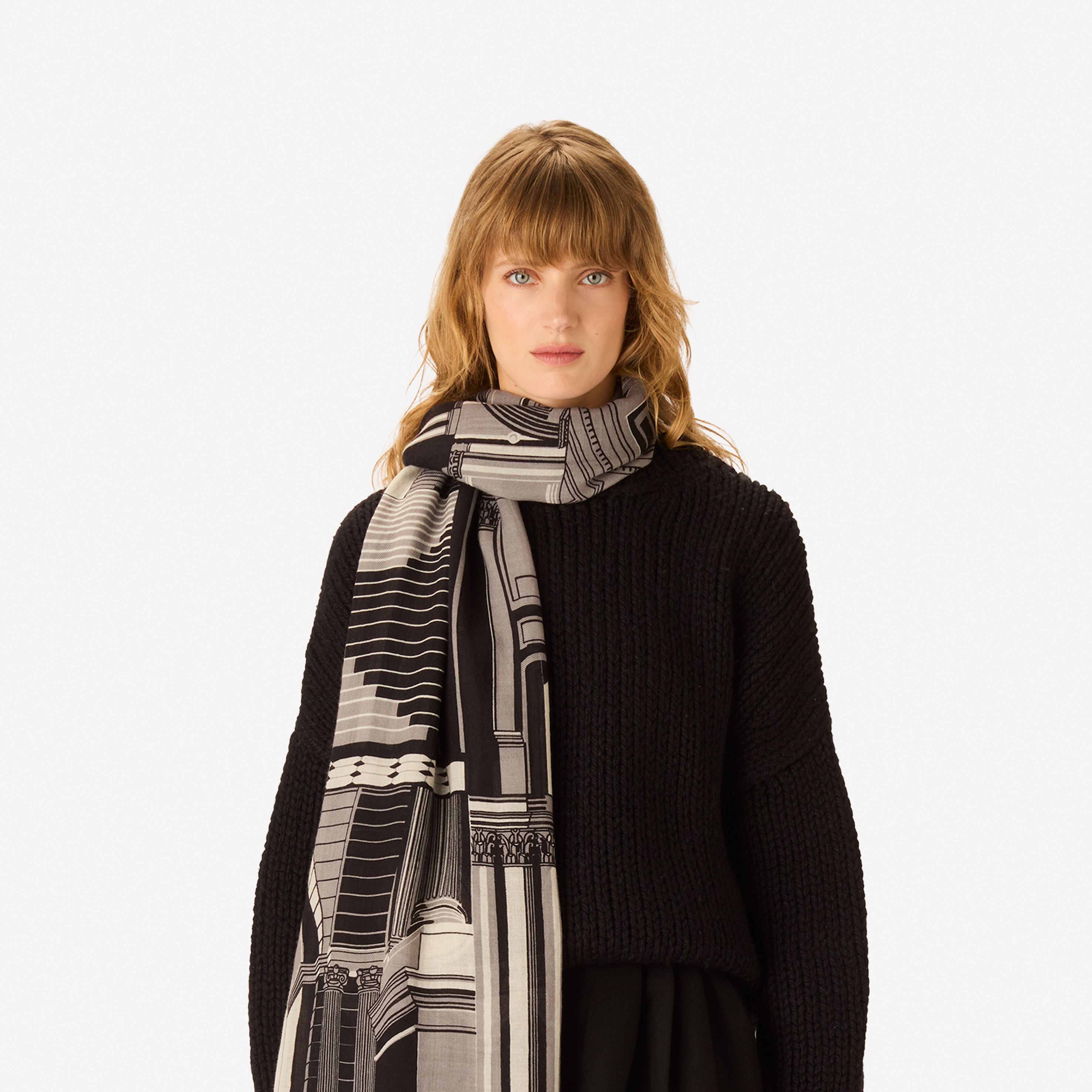 Scarf 100 - Architecture - Black