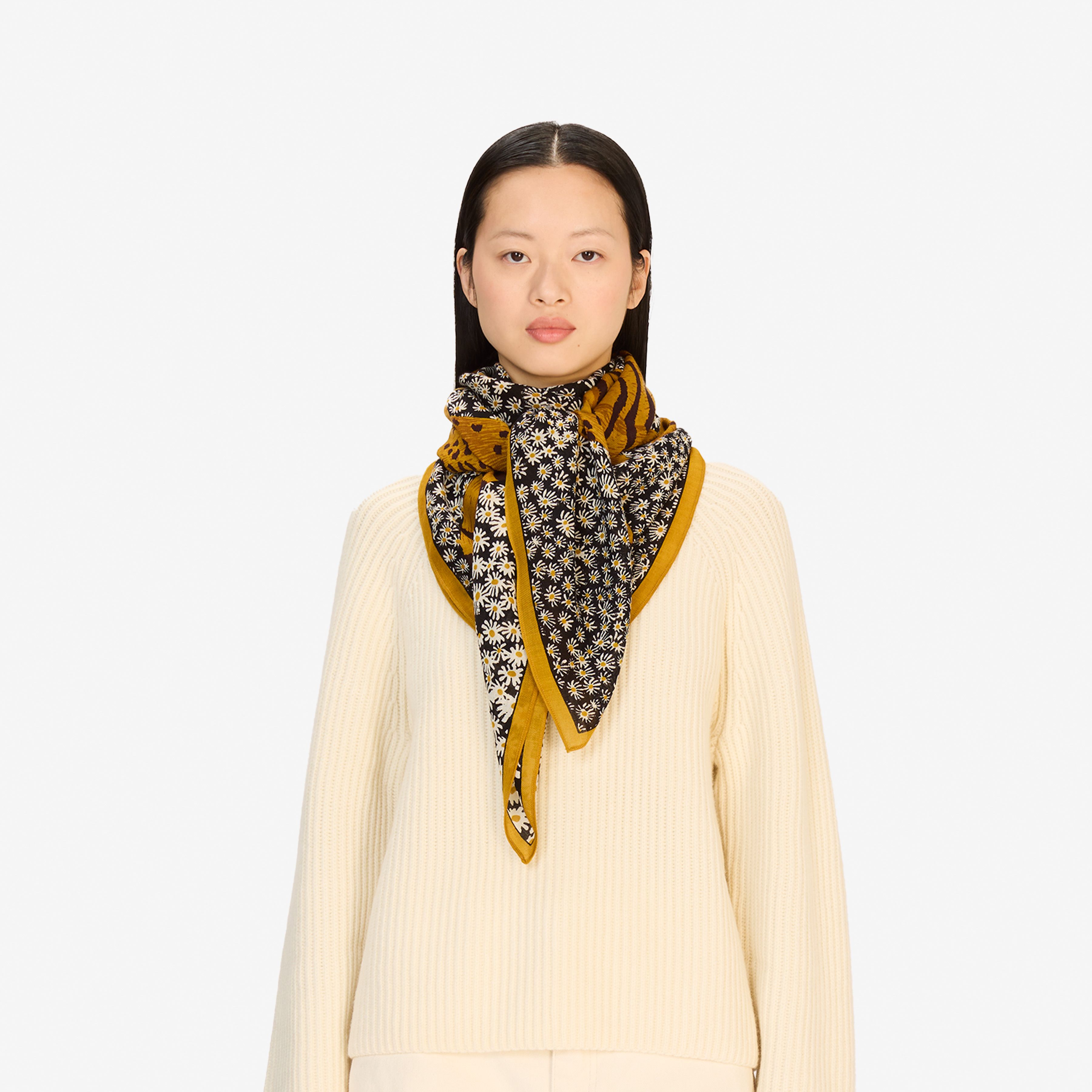 Square 130 - Jorgen - Yellow