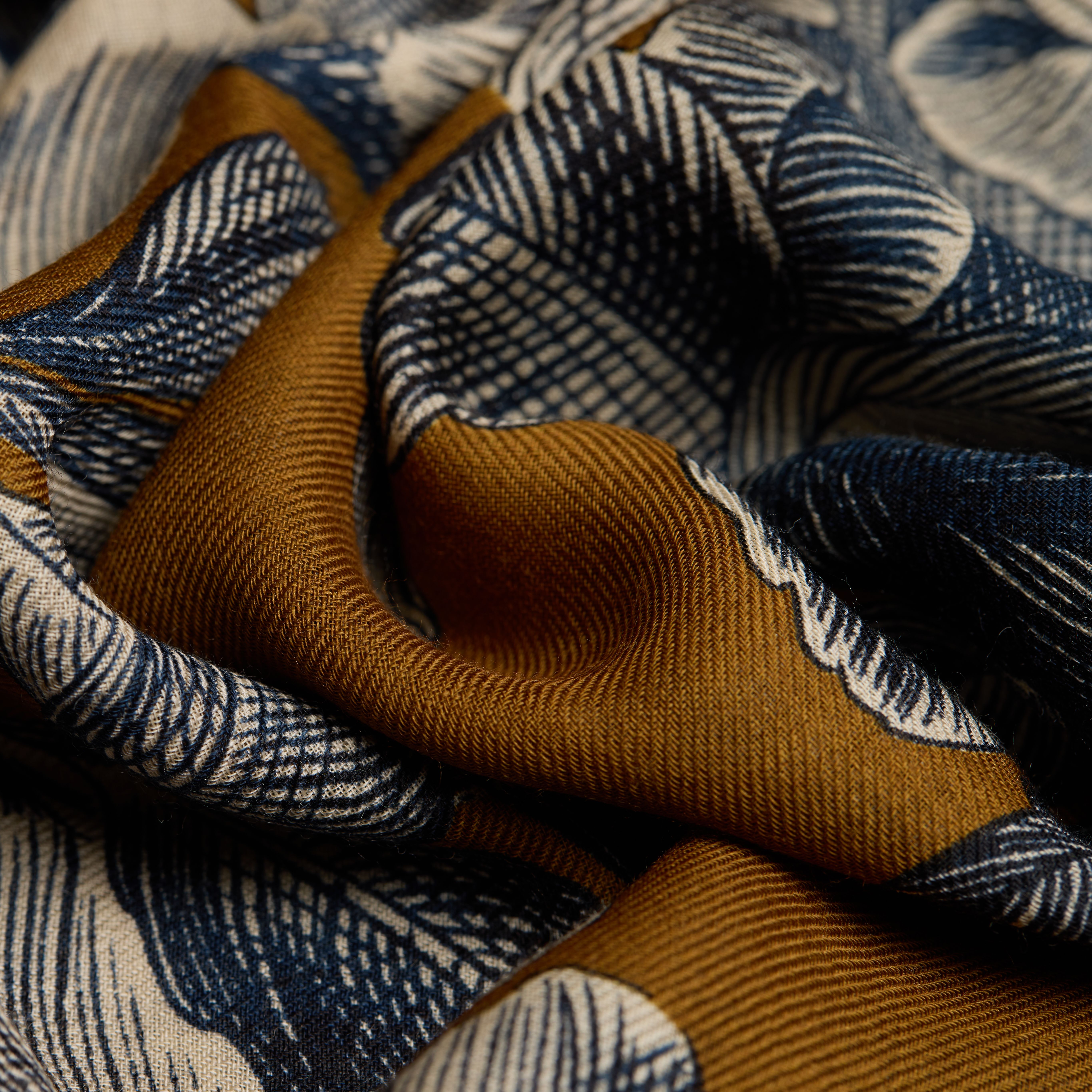 Square 100 - Arboris - Golden Brown