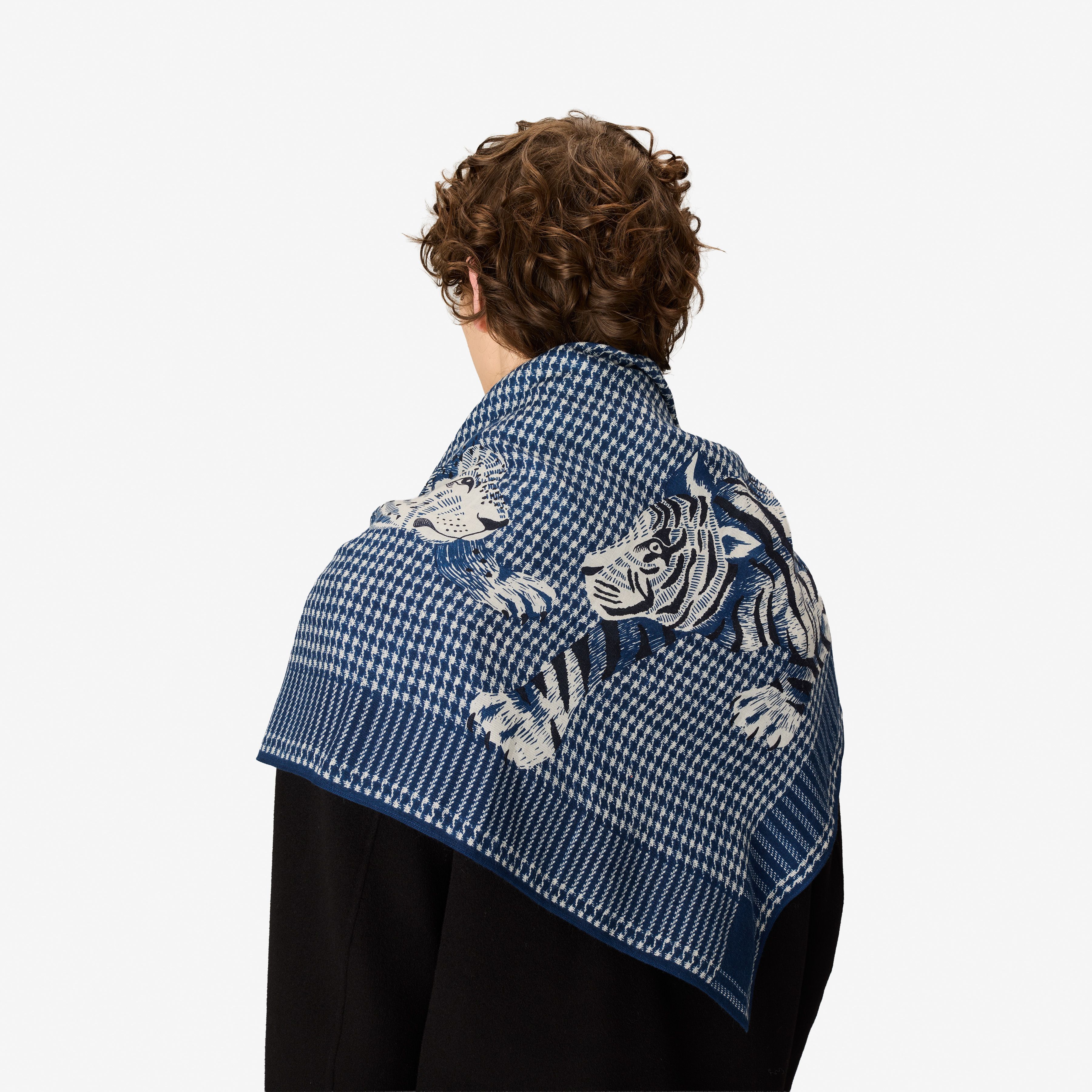 Square 100 - Jorgen Houndstooth - Blue