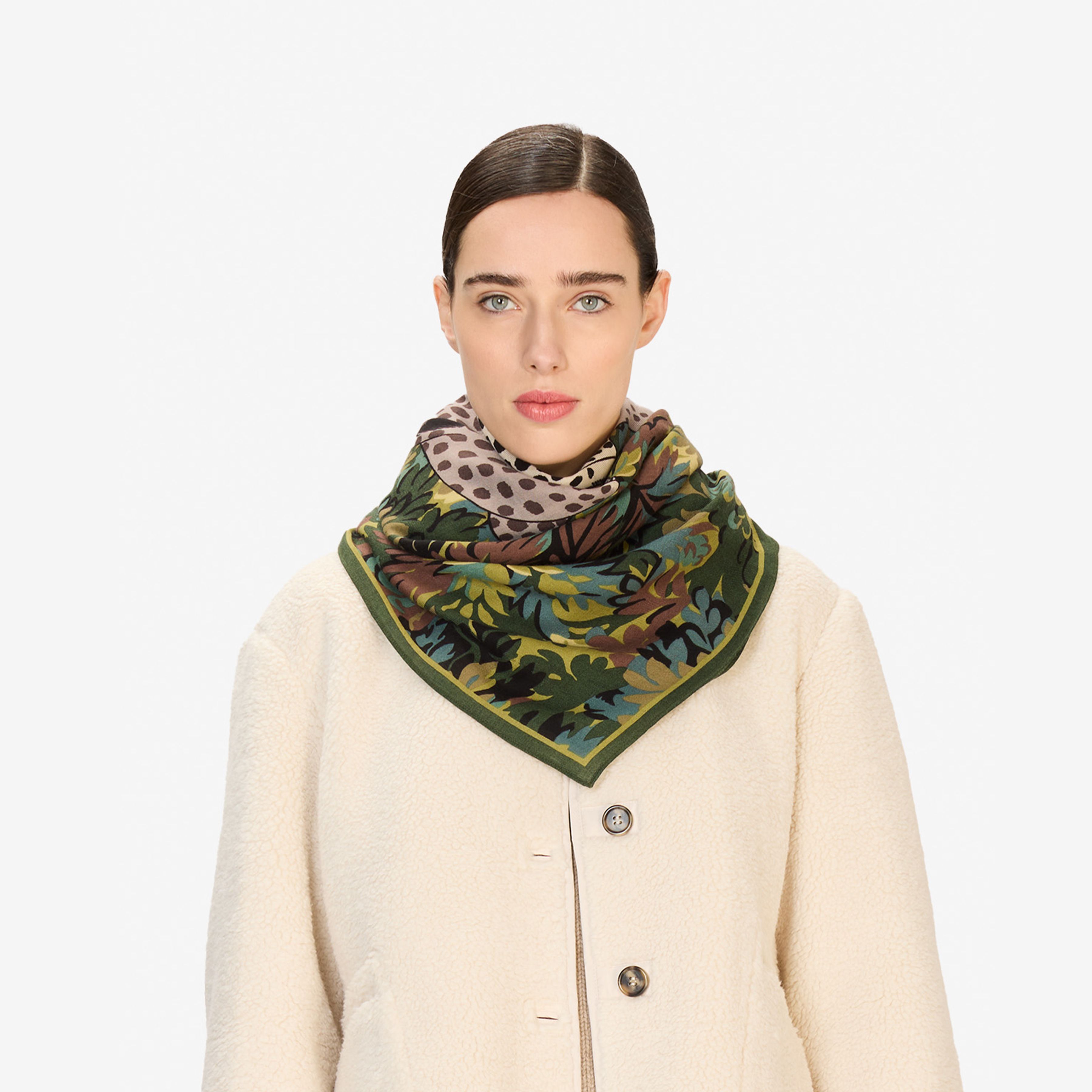 Square 100 - Mike - Khaki