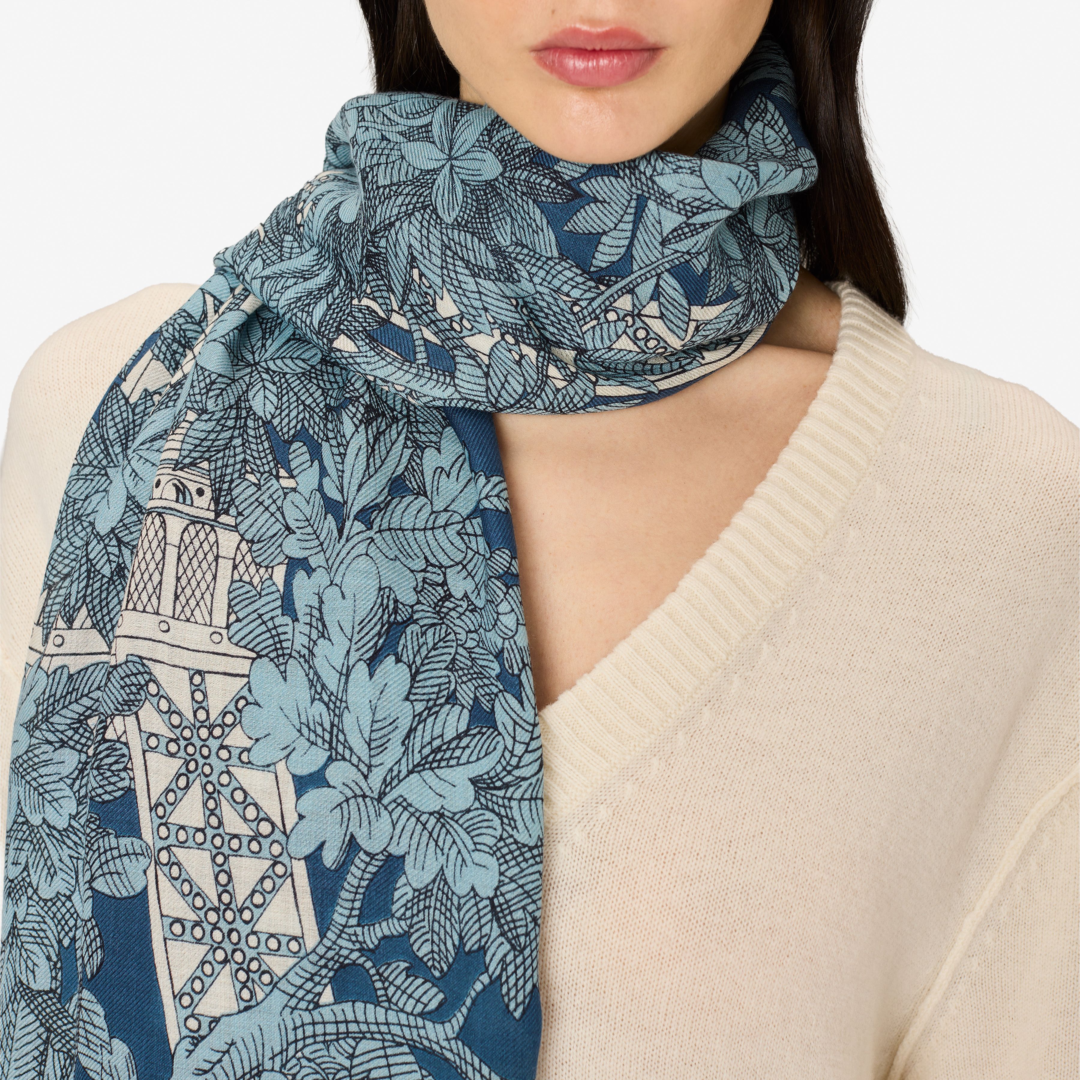 Scarf 80 - 1889 - Blue