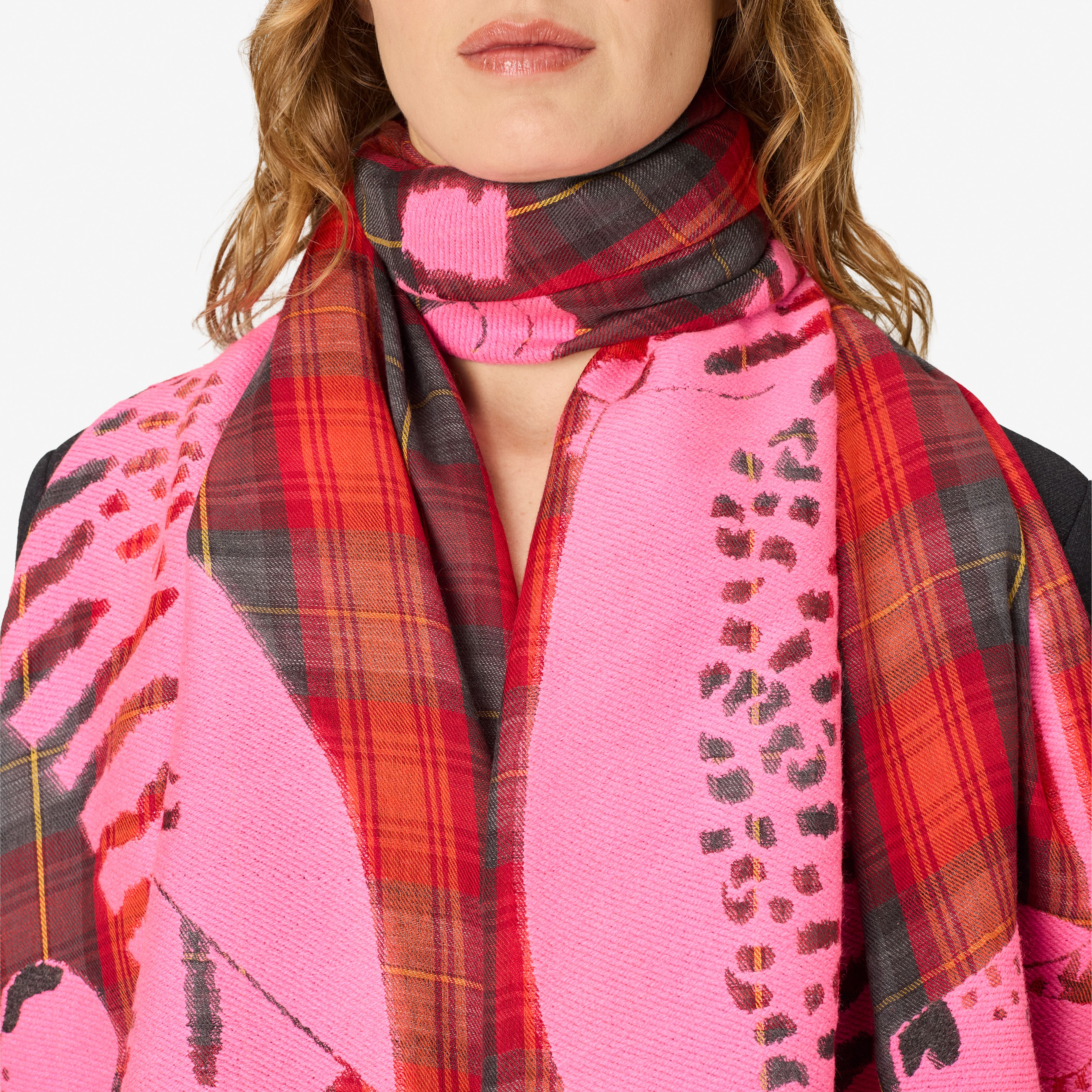 Scarf 70 - 3d - Panteo - Pink
