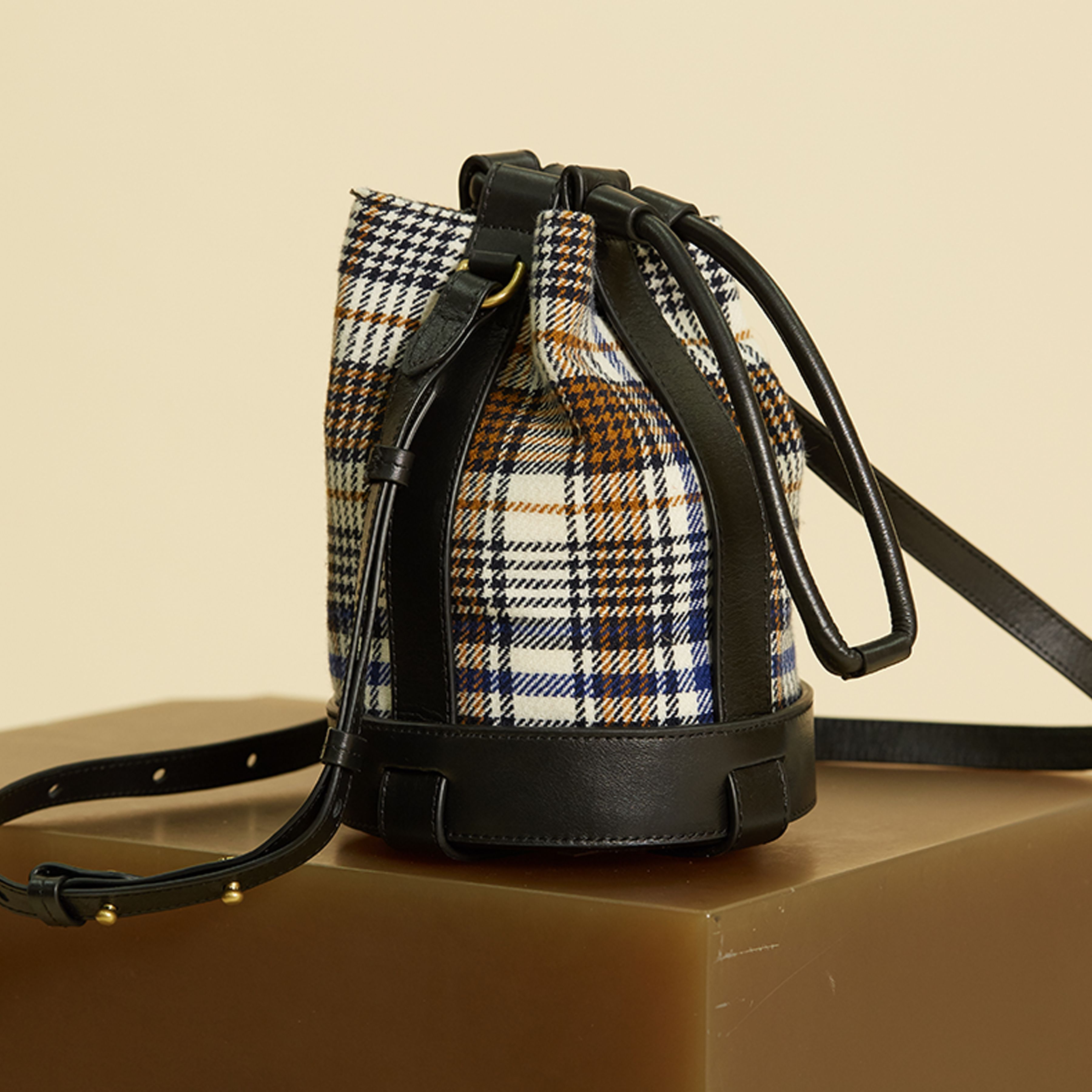 Bucket Bag - Nichols - Black